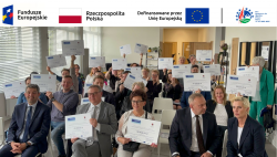 PODPISANIE 22 UMÓW na 30 KLUBÓW SENIORA za ponad 2 mln zł!